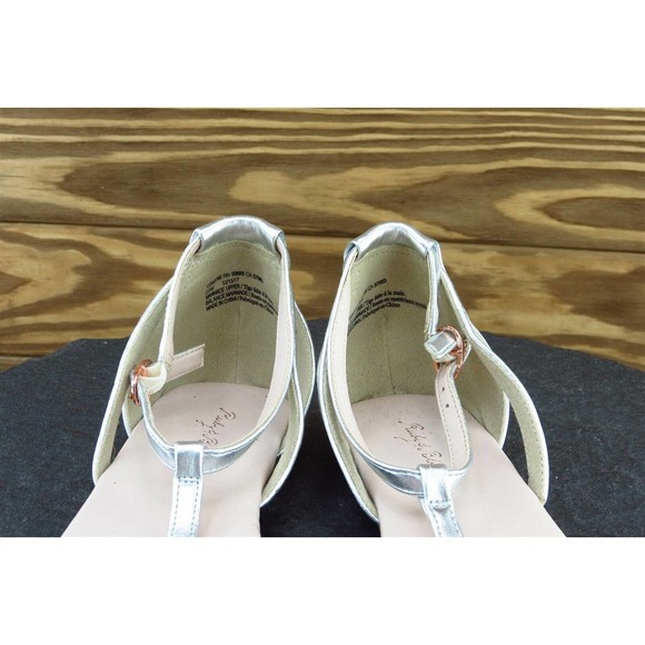 Ruby & Bloom Youth Girls Shoes Size 2.5 M Silver Gladiator Synthetic - Picture 3 of 7